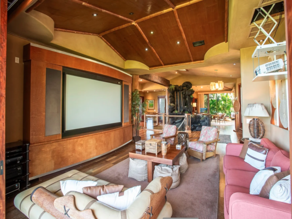Luxury Estate Vacation Home - Golf Course Estate Near Beach